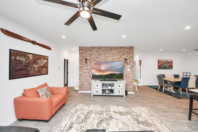 403 Blanco Lane, Dayton, TX 77535