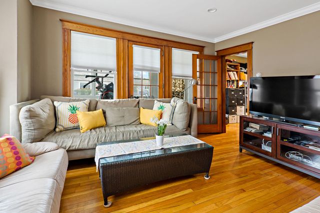 83 Davis Straits, Falmouth, MA 02540