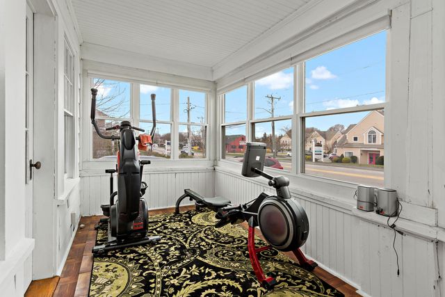 83 Davis Straits, Falmouth, MA 02540