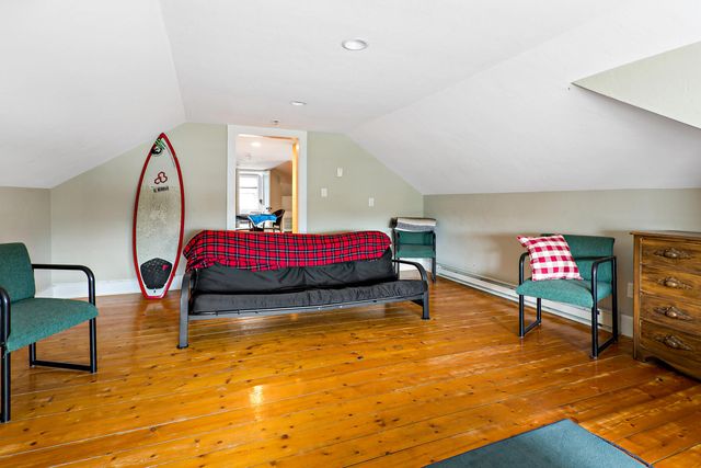 83 Davis Straits, Falmouth, MA 02540