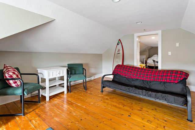 83 Davis Straits, Falmouth, MA 02540