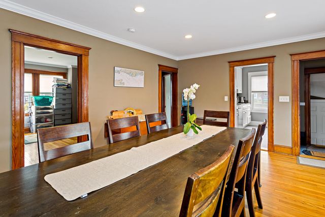 83 Davis Straits, Falmouth, MA 02540