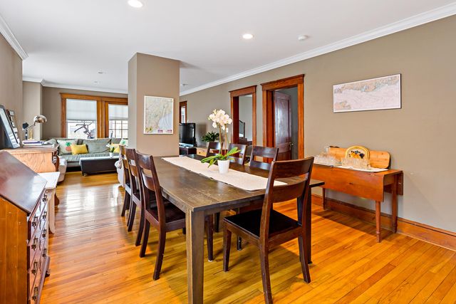 83 Davis Straits, Falmouth, MA 02540