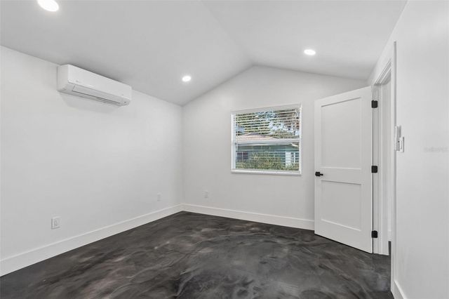 4125 GROVE, St Petersburg, FL 33705