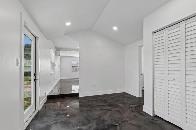 4125 GROVE, St Petersburg, FL 33705