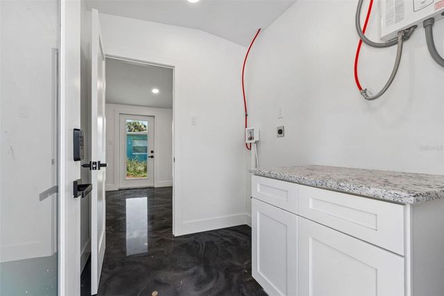 4125 GROVE, St Petersburg, FL 33705