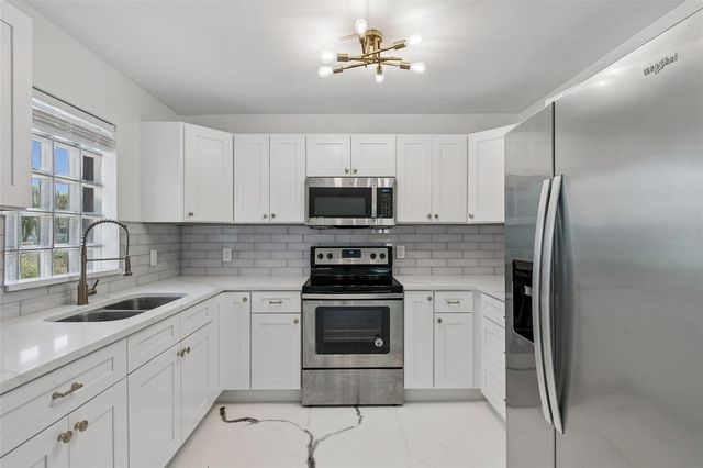 4125 GROVE, St Petersburg, FL 33705