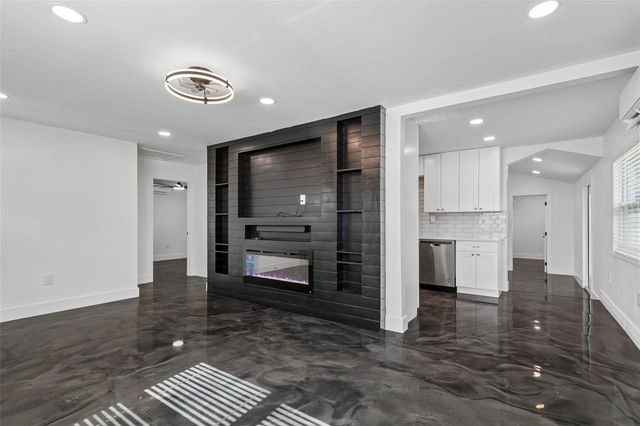 4125 GROVE, St Petersburg, FL 33705