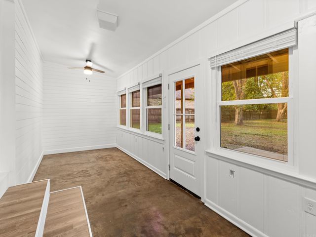 206 N Elm Street, Beebe, AR 72012