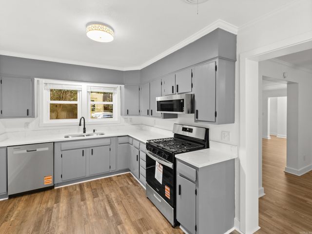 206 N Elm Street, Beebe, AR 72012