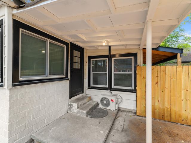 206 N Elm Street, Beebe, AR 72012