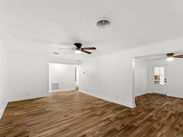 206 N Elm Street, Beebe, AR 72012