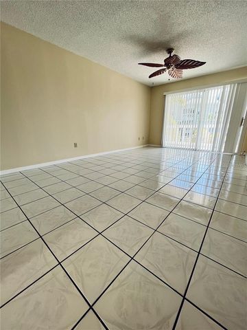 6908 STONES THROW CIRCLE N 10208, St Petersburg, FL 33710