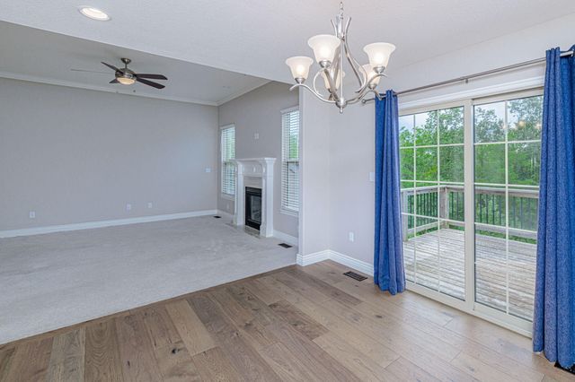 5200 SHOAL CREEK CT, Columbia, MO 65201