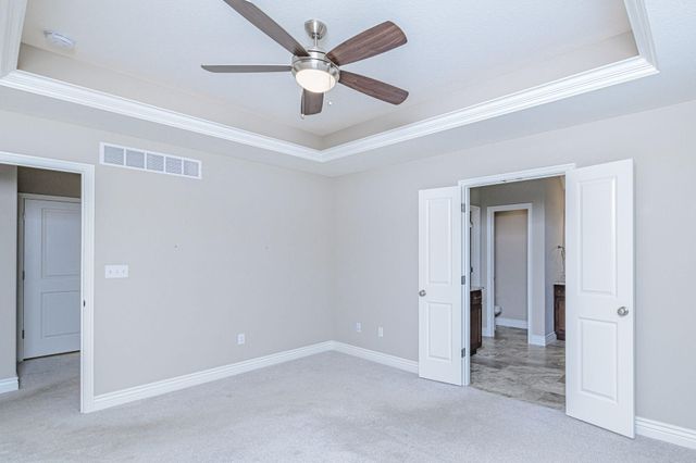 5200 SHOAL CREEK CT, Columbia, MO 65201