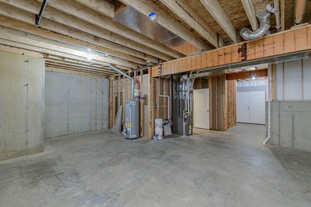 5200 SHOAL CREEK CT, Columbia, MO 65201