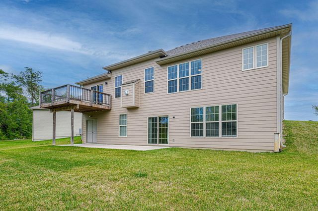 5200 SHOAL CREEK CT, Columbia, MO 65201