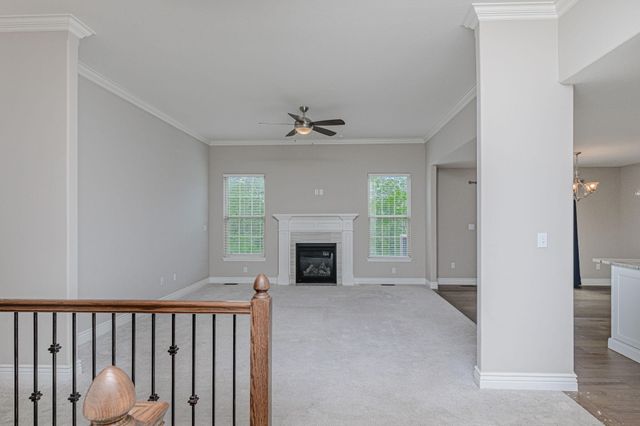 5200 SHOAL CREEK CT, Columbia, MO 65201