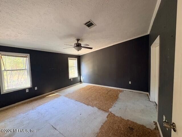 390 E RIVER Road, East Palatka, FL 32131