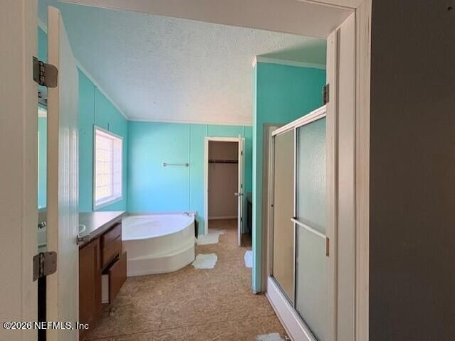 390 E RIVER Road, East Palatka, FL 32131