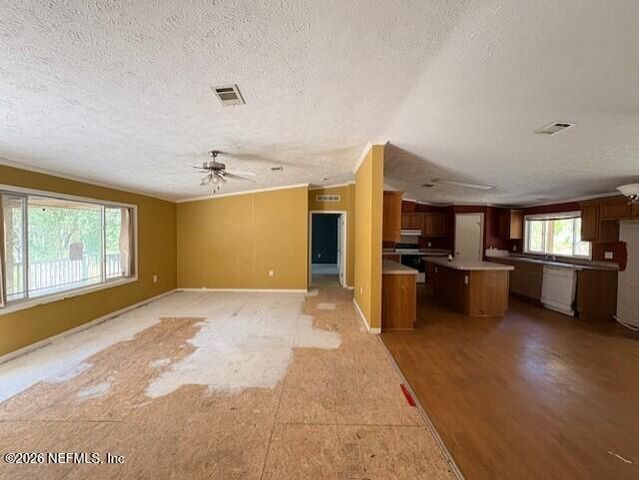 390 E RIVER Road, East Palatka, FL 32131