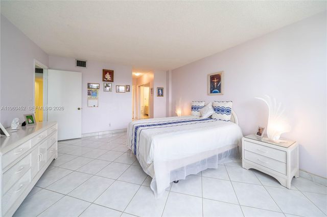 3800 S Ocean Drive 508, Hollywood, FL 33019