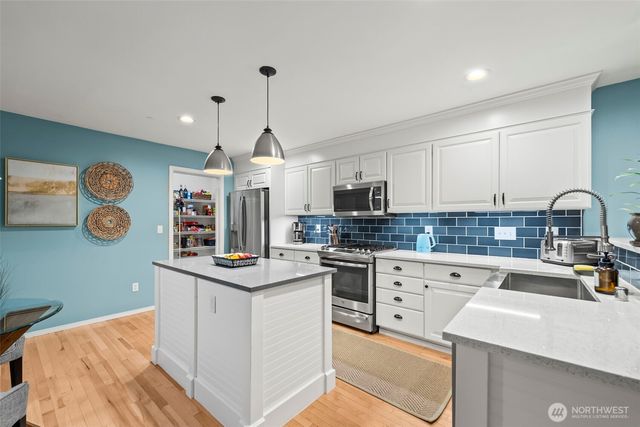 1513 Jensen Avenue, Dupont, WA 98327