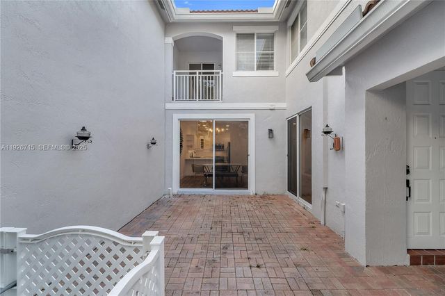 1450 Weeping Willow Way 1450, Hollywood, FL 33019