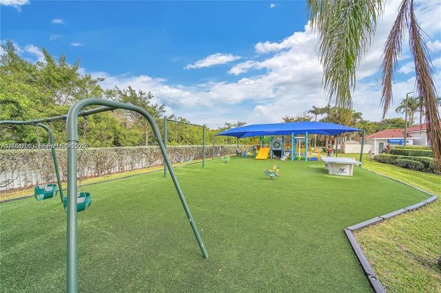 1450 Weeping Willow Way 1450, Hollywood, FL 33019