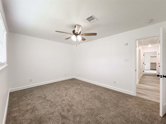 7851 Pecan Villas Drive, Houston, TX 77061