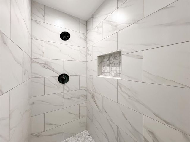 7851 Pecan Villas Drive, Houston, TX 77061