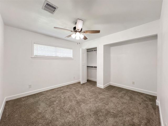 7851 Pecan Villas Drive, Houston, TX 77061