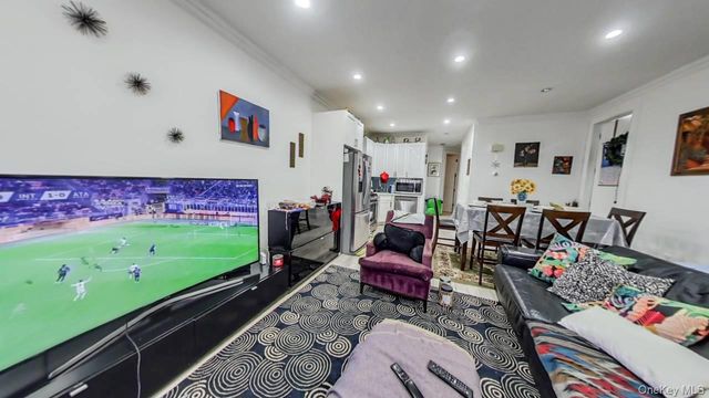 342 Montauk Avenue 2, Brooklyn, NY 11208