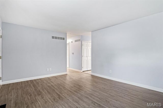1424 Twin Trails Drive, Fenton, MO 63026