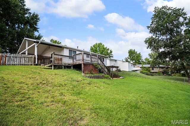 1424 Twin Trails Drive, Fenton, MO 63026