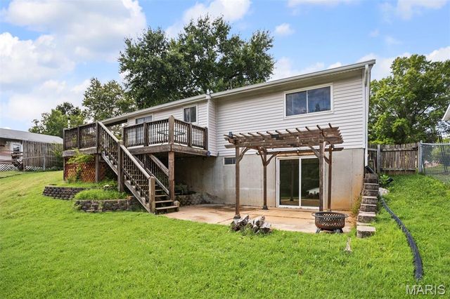 1424 Twin Trails Drive, Fenton, MO 63026