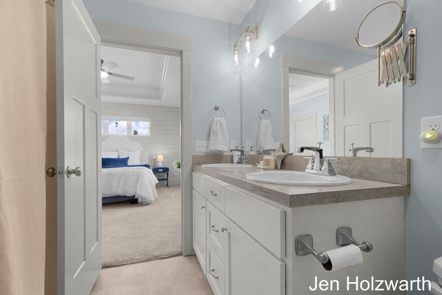 5650 16th Avenue, Georgetown Twp, MI 49426