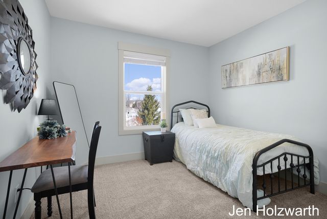 5650 16th Avenue, Georgetown Twp, MI 49426