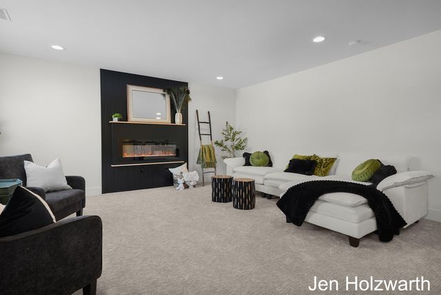 5650 16th Avenue, Georgetown Twp, MI 49426