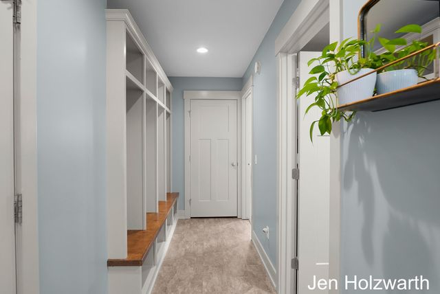 5650 16th Avenue, Georgetown Twp, MI 49426