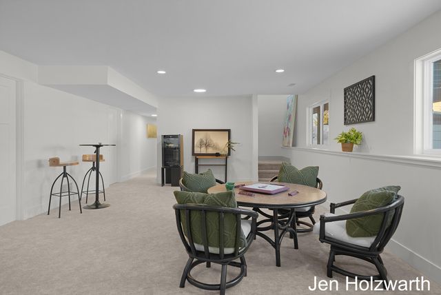 5650 16th Avenue, Georgetown Twp, MI 49426