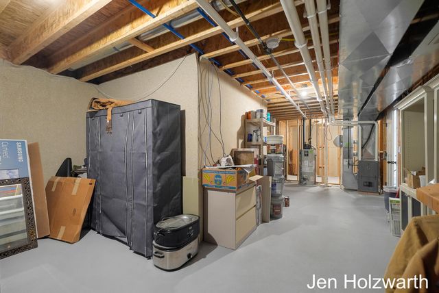 5650 16th Avenue, Georgetown Twp, MI 49426