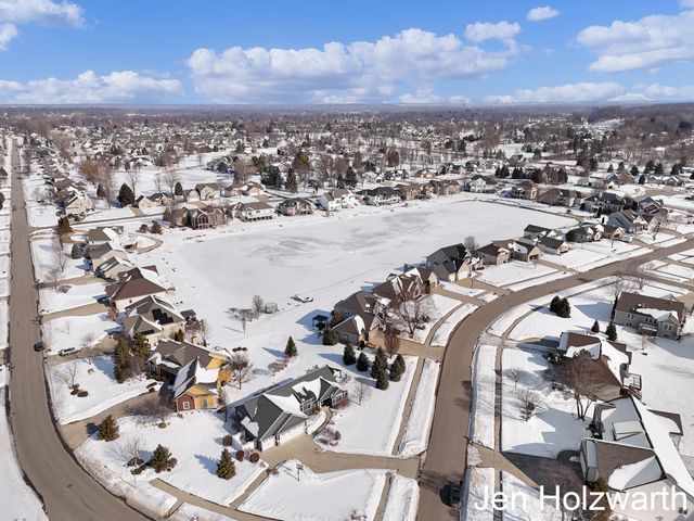 5650 16th Avenue, Georgetown Twp, MI 49426