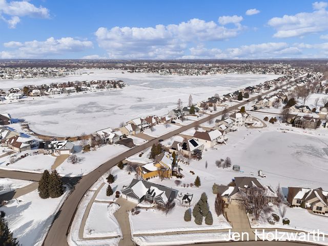 5650 16th Avenue, Georgetown Twp, MI 49426