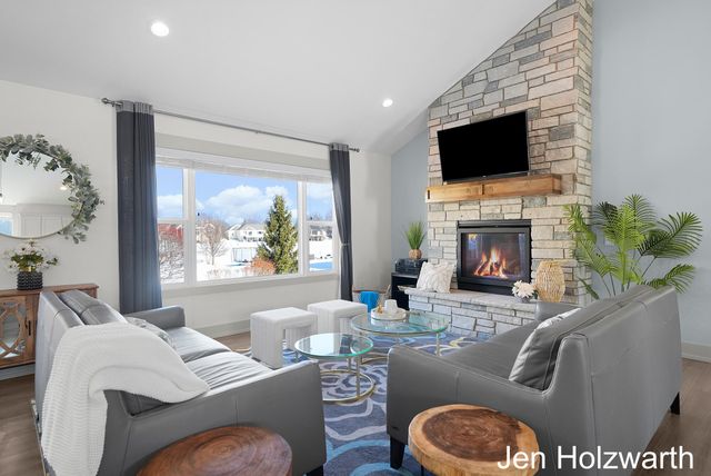 5650 16th Avenue, Georgetown Twp, MI 49426