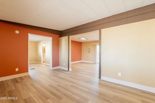 1507 E HELENA Drive, Phoenix, AZ 85022