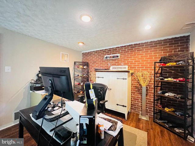 7802 BEECHNUT RD, Capitol Heights, MD 20743