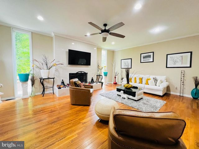 7802 BEECHNUT RD, Capitol Heights, MD 20743