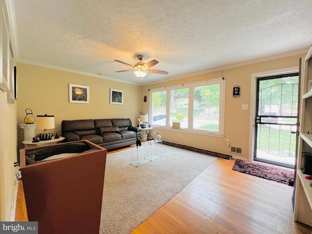 7802 BEECHNUT RD, Capitol Heights, MD 20743