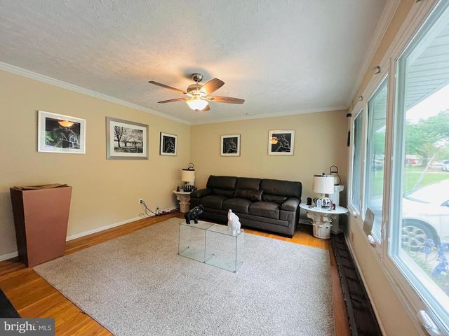 7802 BEECHNUT RD, Capitol Heights, MD 20743